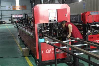 爬架數(shù)控沖床與自動沖孔設備在通訊設備制造中的關鍵作用